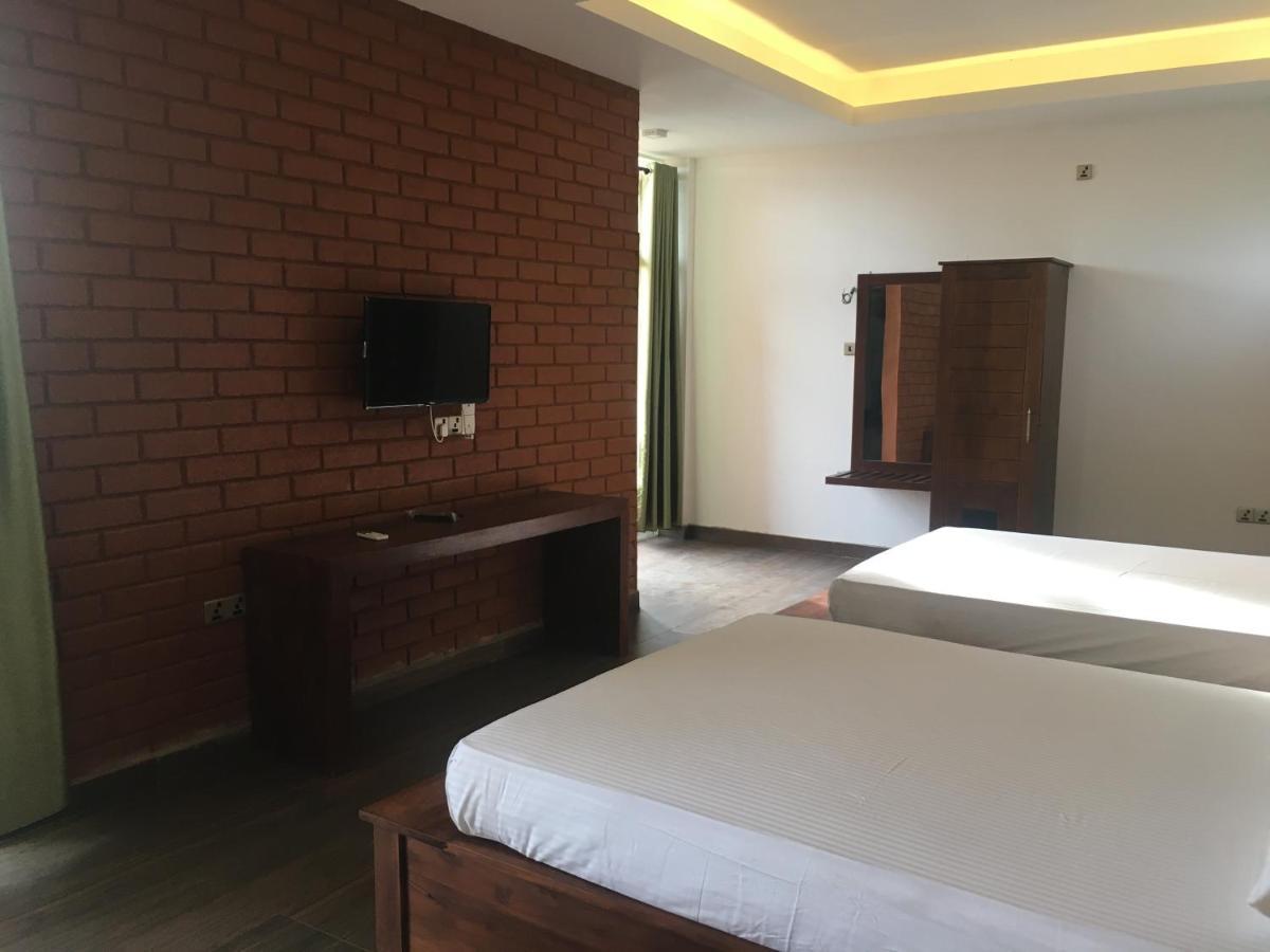 Monaara Leisure - Anuradhapura Ngoại thất bức ảnh