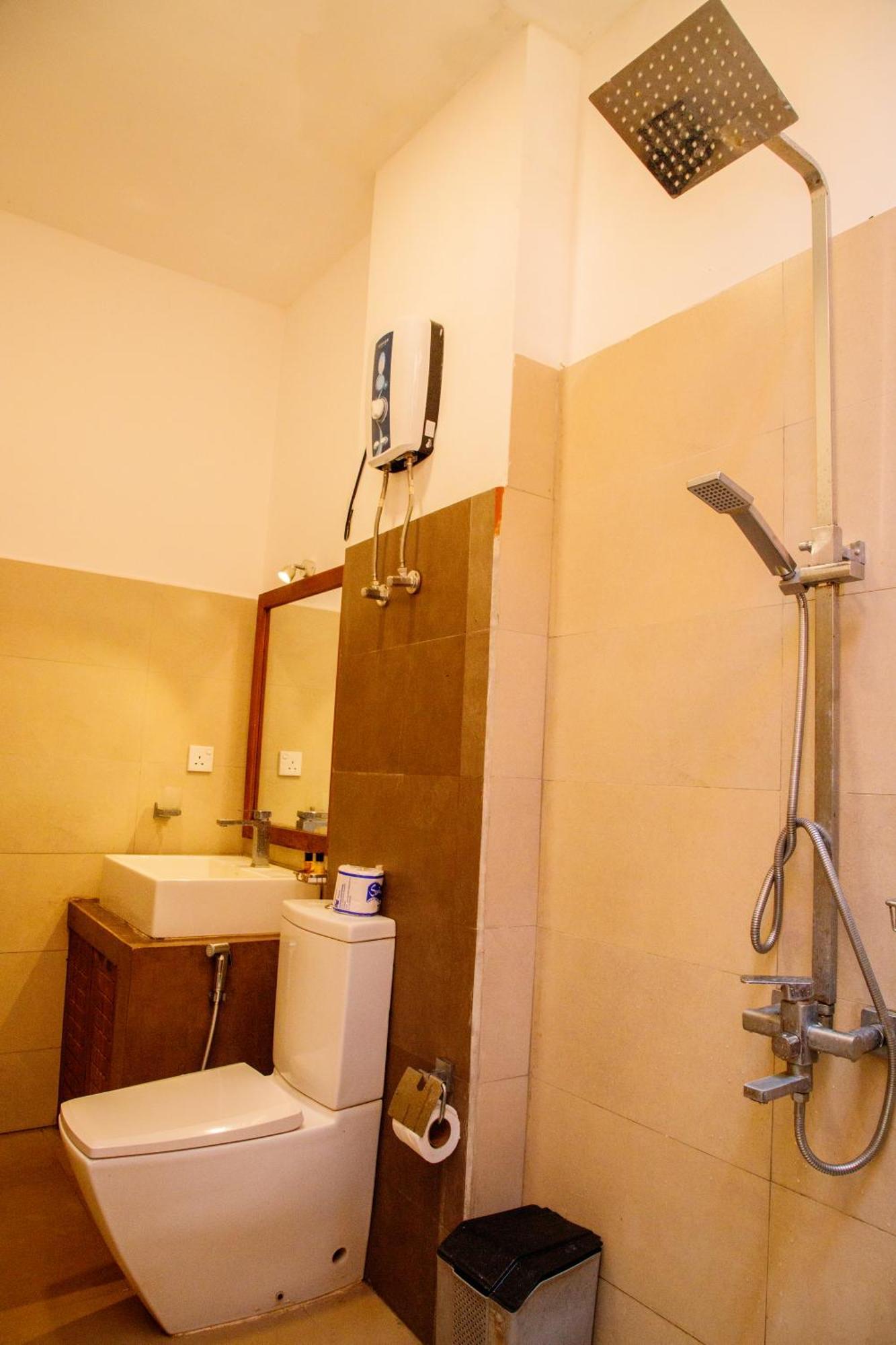 Monaara Leisure - Anuradhapura Ngoại thất bức ảnh