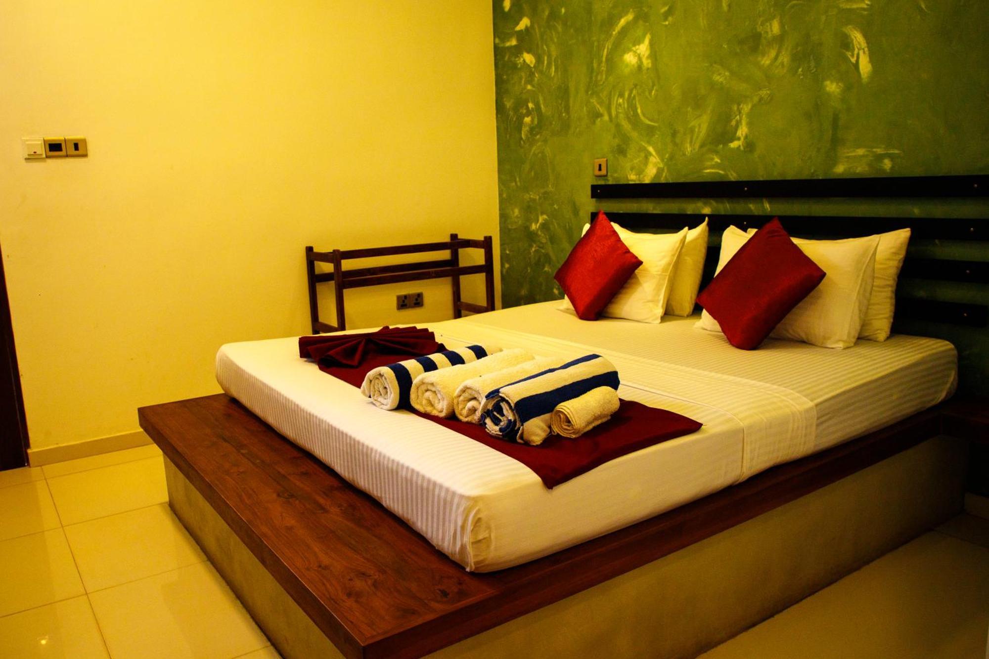 Monaara Leisure - Anuradhapura Ngoại thất bức ảnh